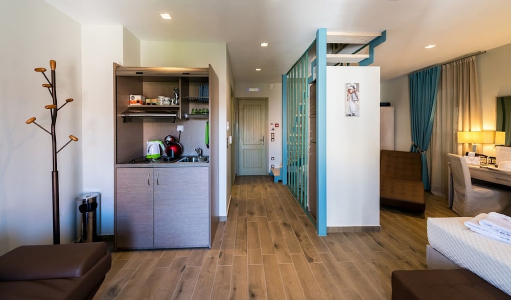 Fiscardonna Luxury Suites 4/50