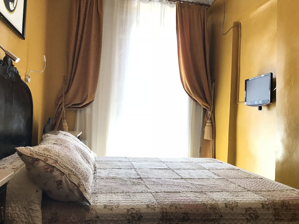Hostel Rc Miguel Angel 11/49