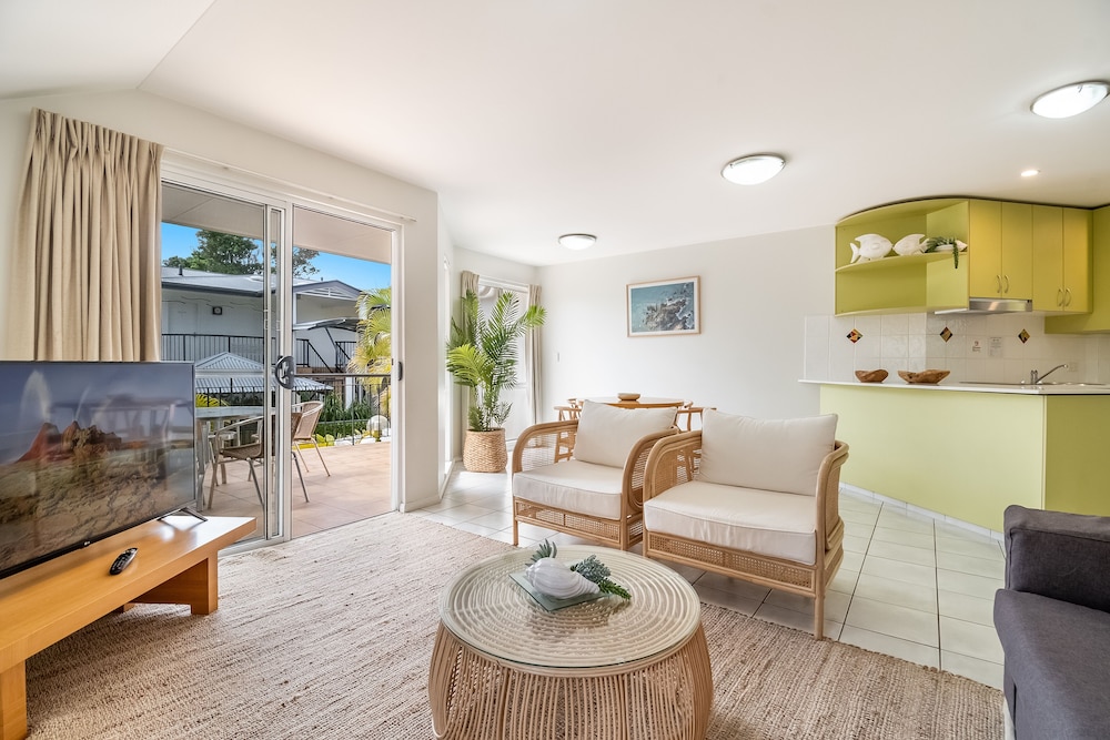 Eco Beach Resort Byron Bay 50/80