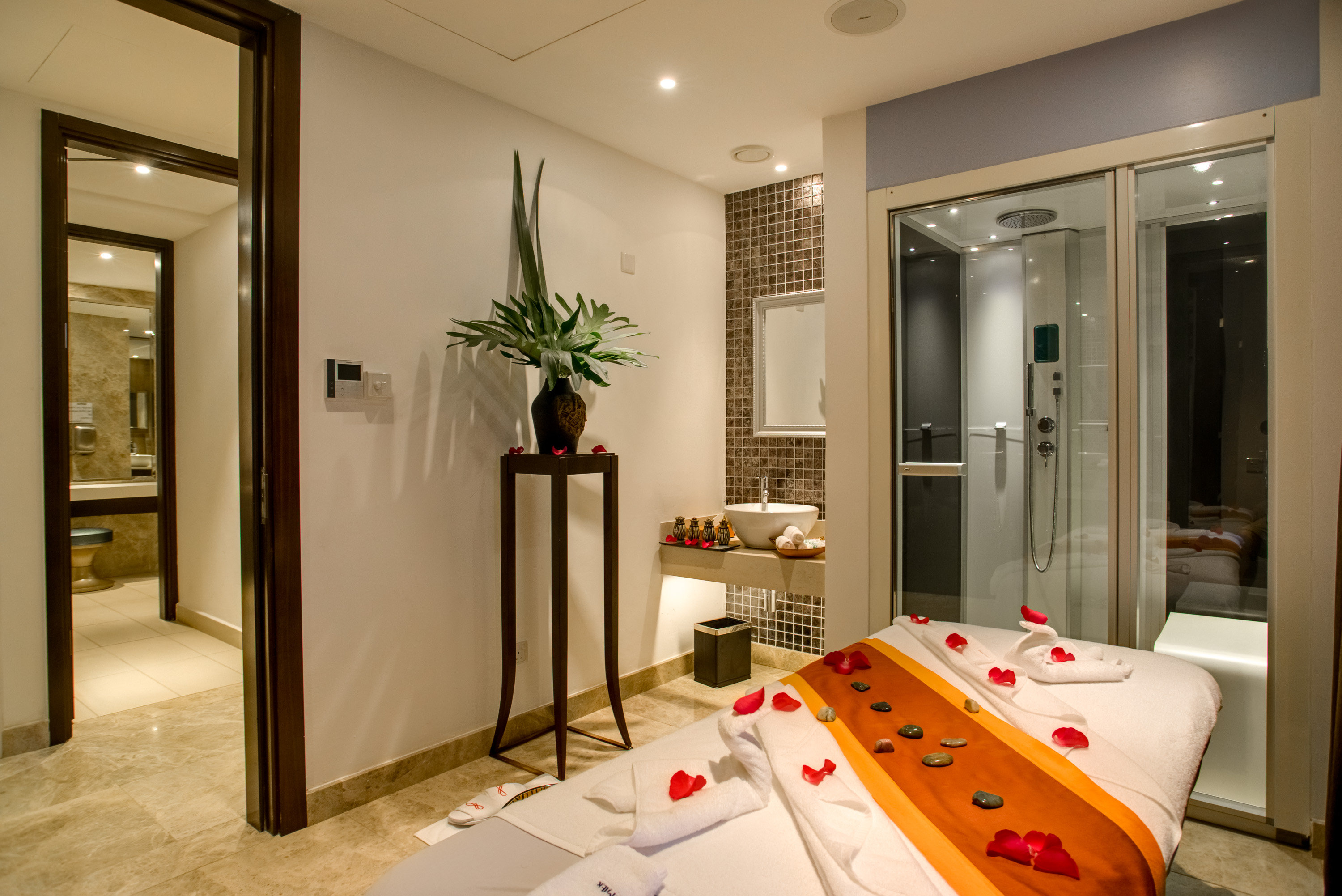 Crowne Plaza Nairobi Airport 26/78