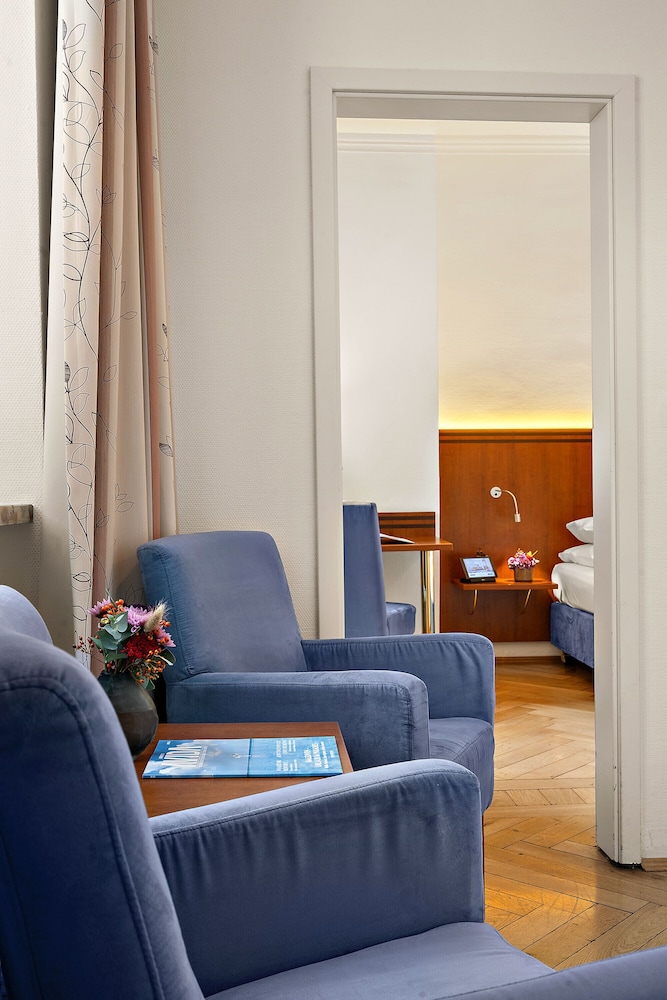 Alpen Hotel Munchen 22/36
