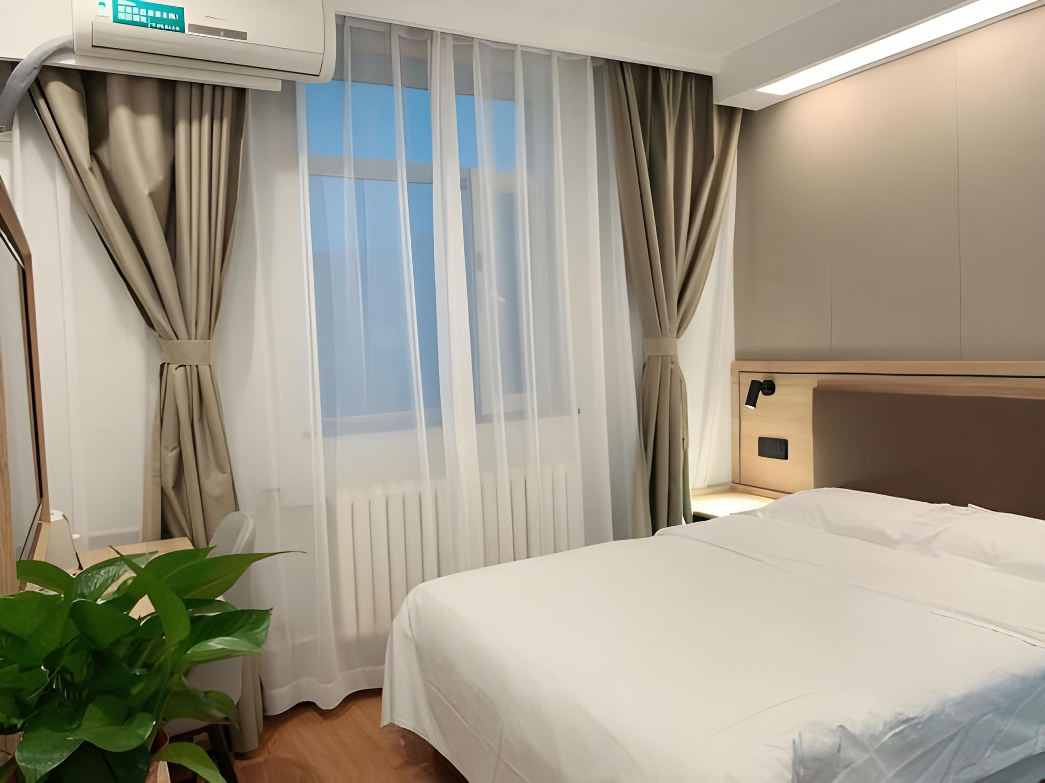 Room, Double Bed