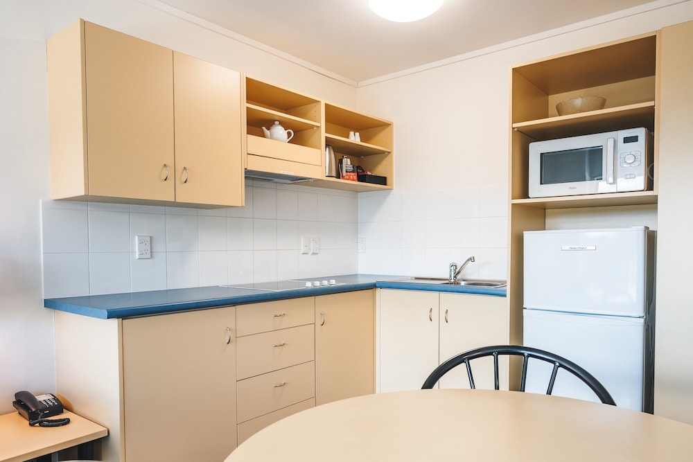 Blue Peaks Lodge and Apartments 35/63