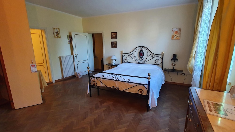 3 Bedrooms, Panoramic, Villa, 2 King Beds, Two Story, Sofa, No Elevator