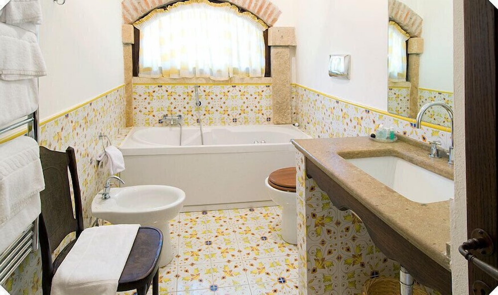 Hotel Lucrezia 13/59