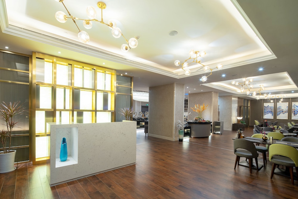 West Capital International Hotel 33/50