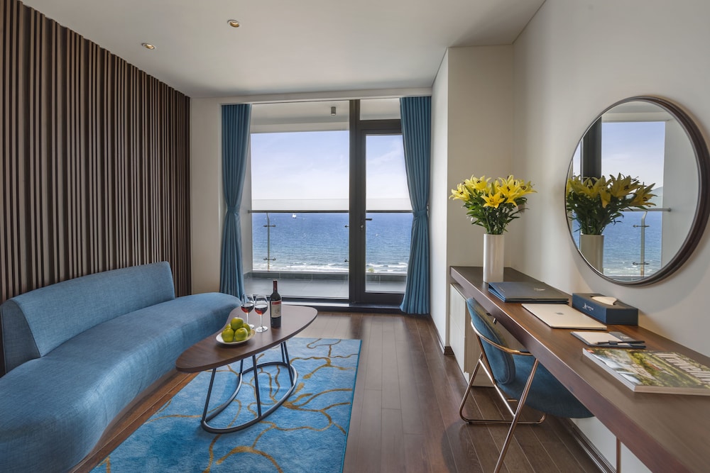 Canvas Hotel 34/58