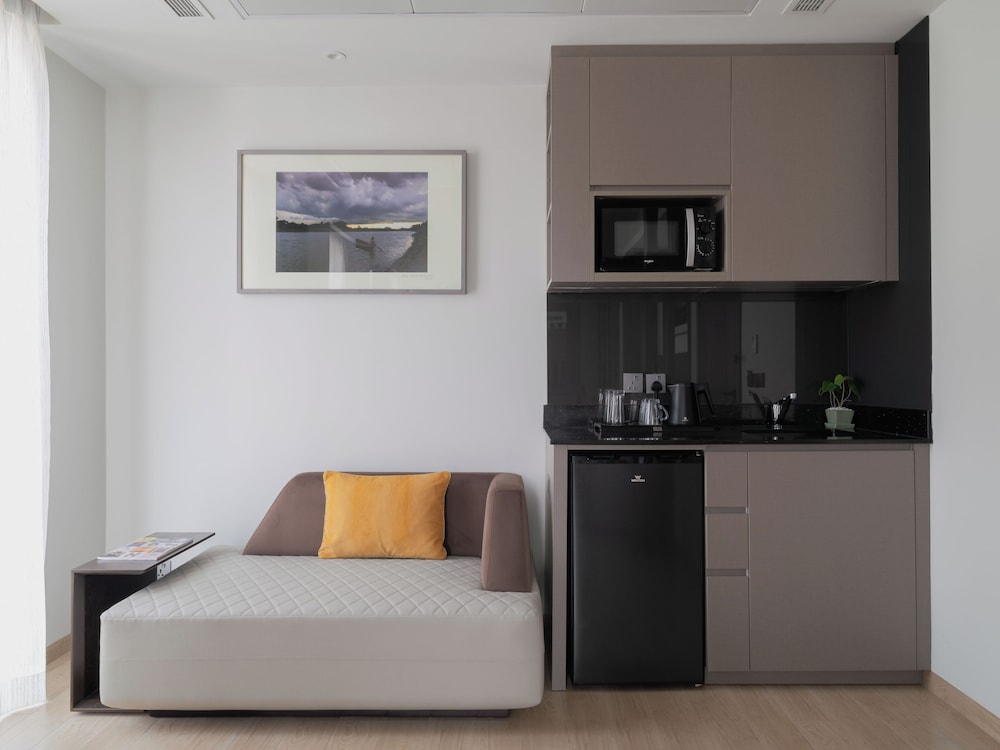 W Residence Living 33/72