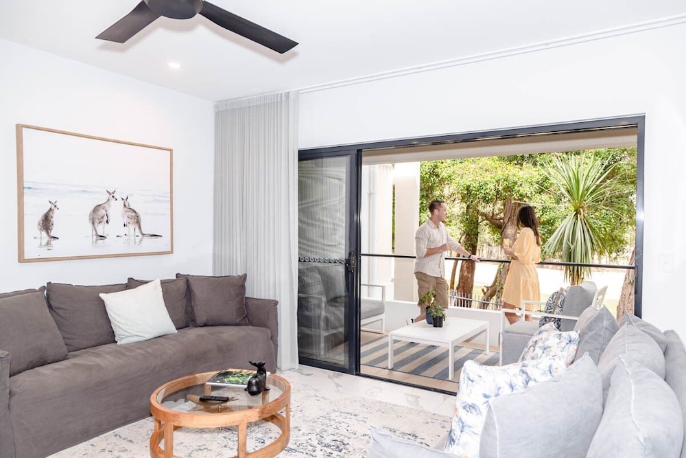 Noosa Springs Golf Resort Spa 46/65