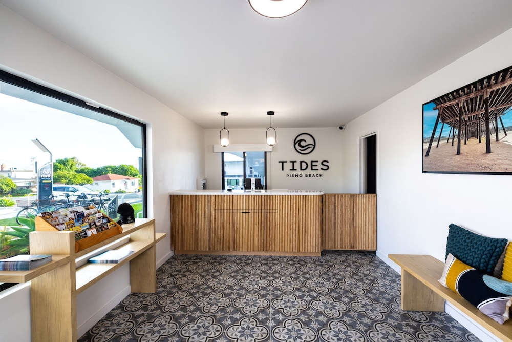 Tides Oceanview Inn & Cottages 11/50