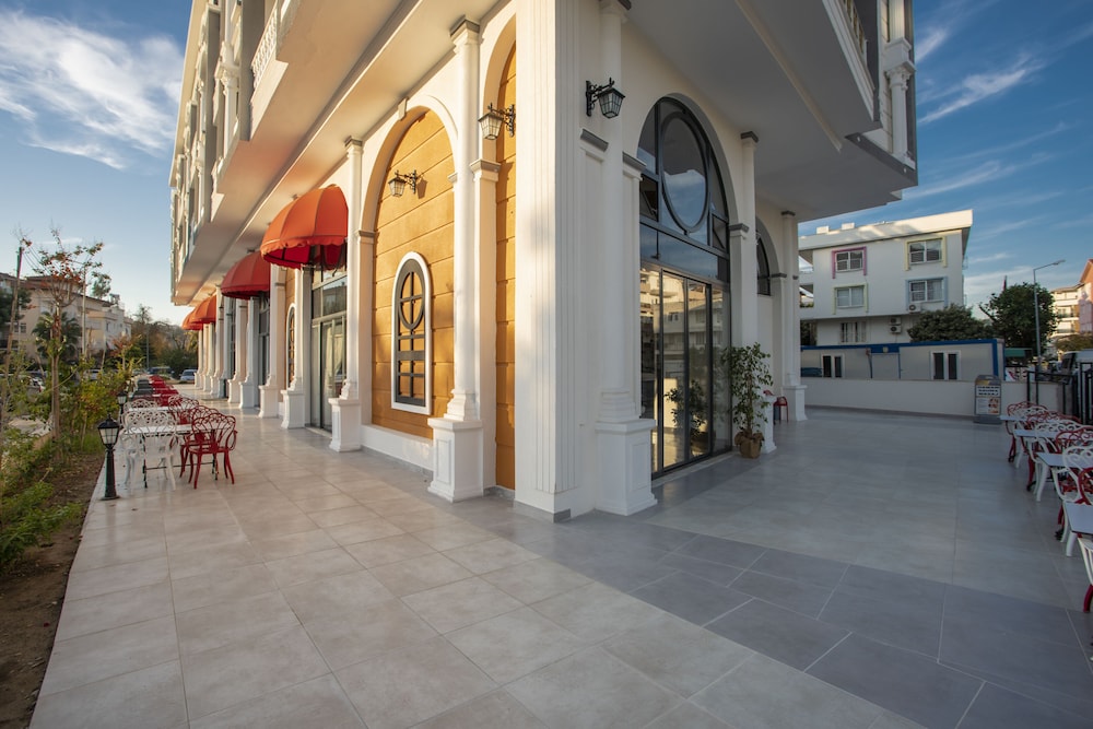The Sansa Hotel 5/26
