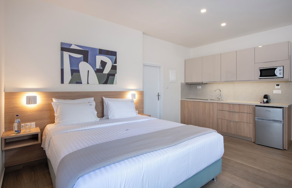 Villaggio Mare Suites 15/60
