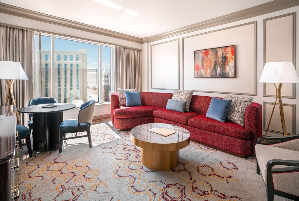 The Venetian Prestige Club Lounge 48/66