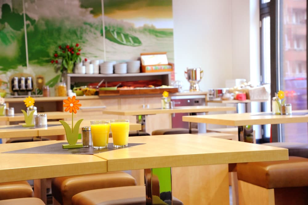 H Hotel 4 Youth Berlin Mitte 49/64