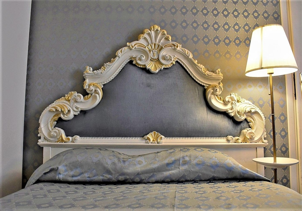 Antica Venezia 30/43