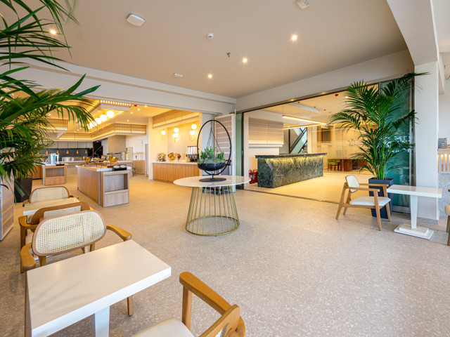 Venezia Resort Hotel 49/76