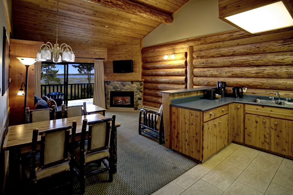 Tigh Na Mara Seaside Spa Resort Conference Centre 53/57