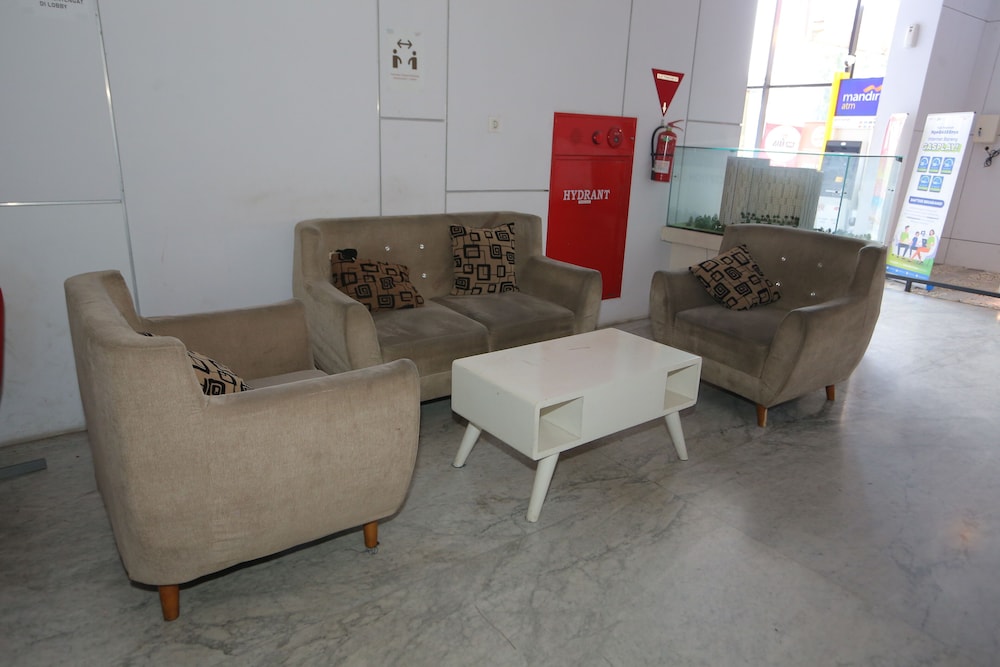 Collection O 24 Patraland Urbano 35/50