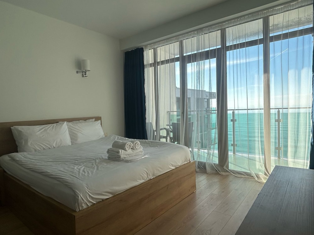 Aqua Batumi Hotel & Apartments 9/46