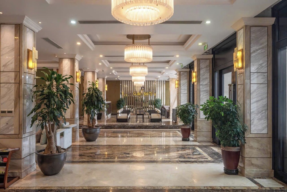 Canvas Sapa Legend Hotel 12/63