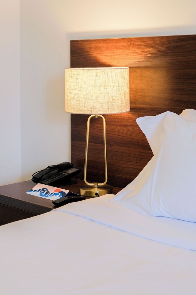The Mantra Hobart Airport Hotel 33/67
