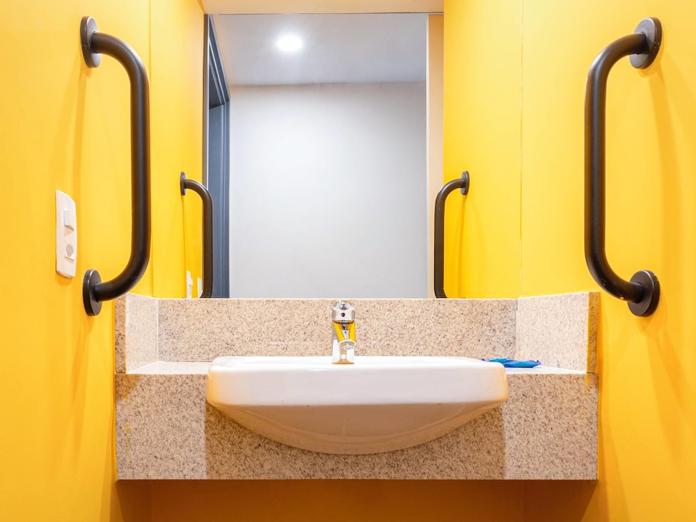 Ibis Budget Piracicaba 64/64