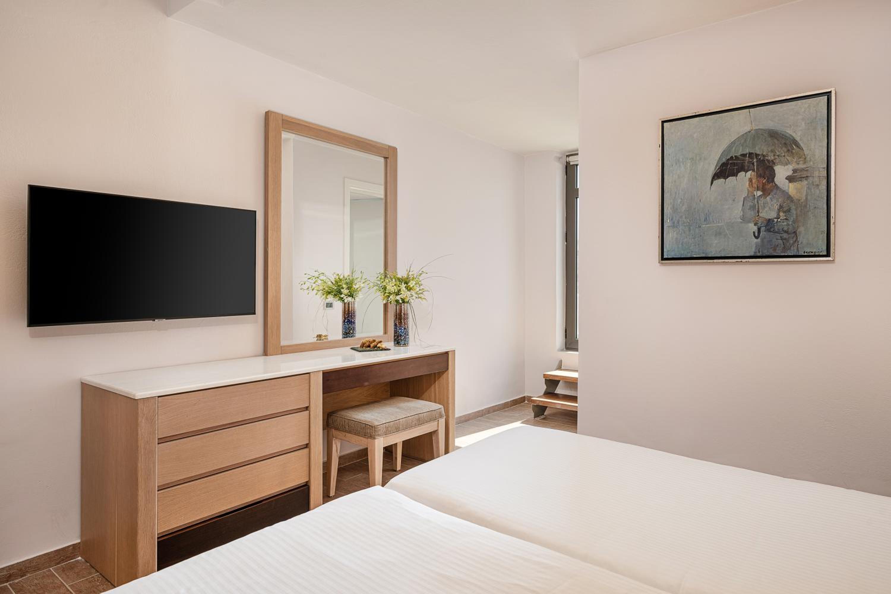Maisonette Pool View or Garden View، Porto Platanias Beach Resort & Spa 6/10