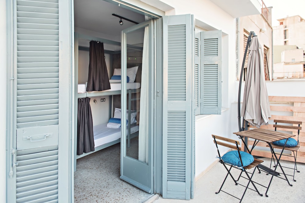 Bedbox Hostel 47/47
