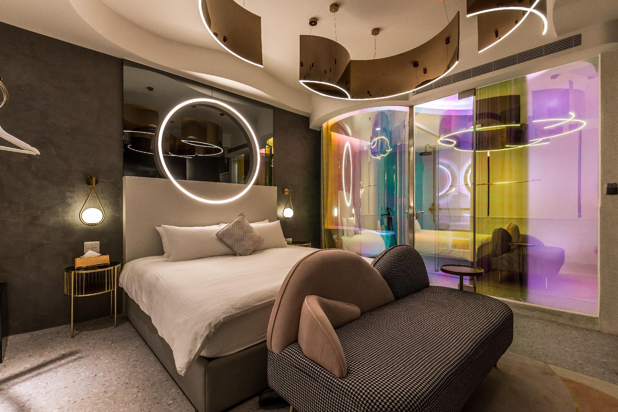 Rainbow, Double Bed