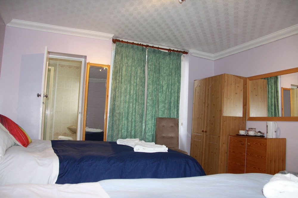 ROOM, SINGLE, SINGLE BED, PARTIAL SEA VIEW