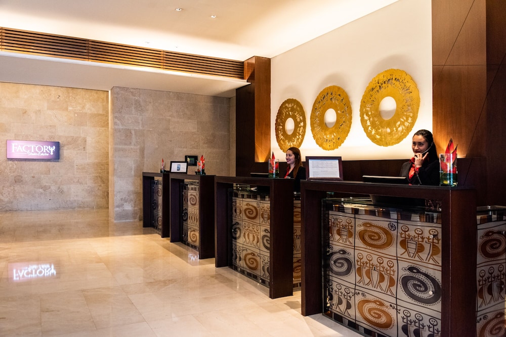 Lobby at BOGOTA MARRIOTT HOTEL, BOGOTA