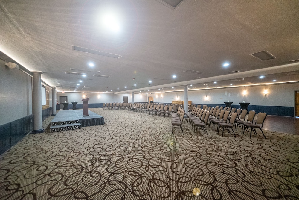 Stone Castle Hotel Conference Center 31/54