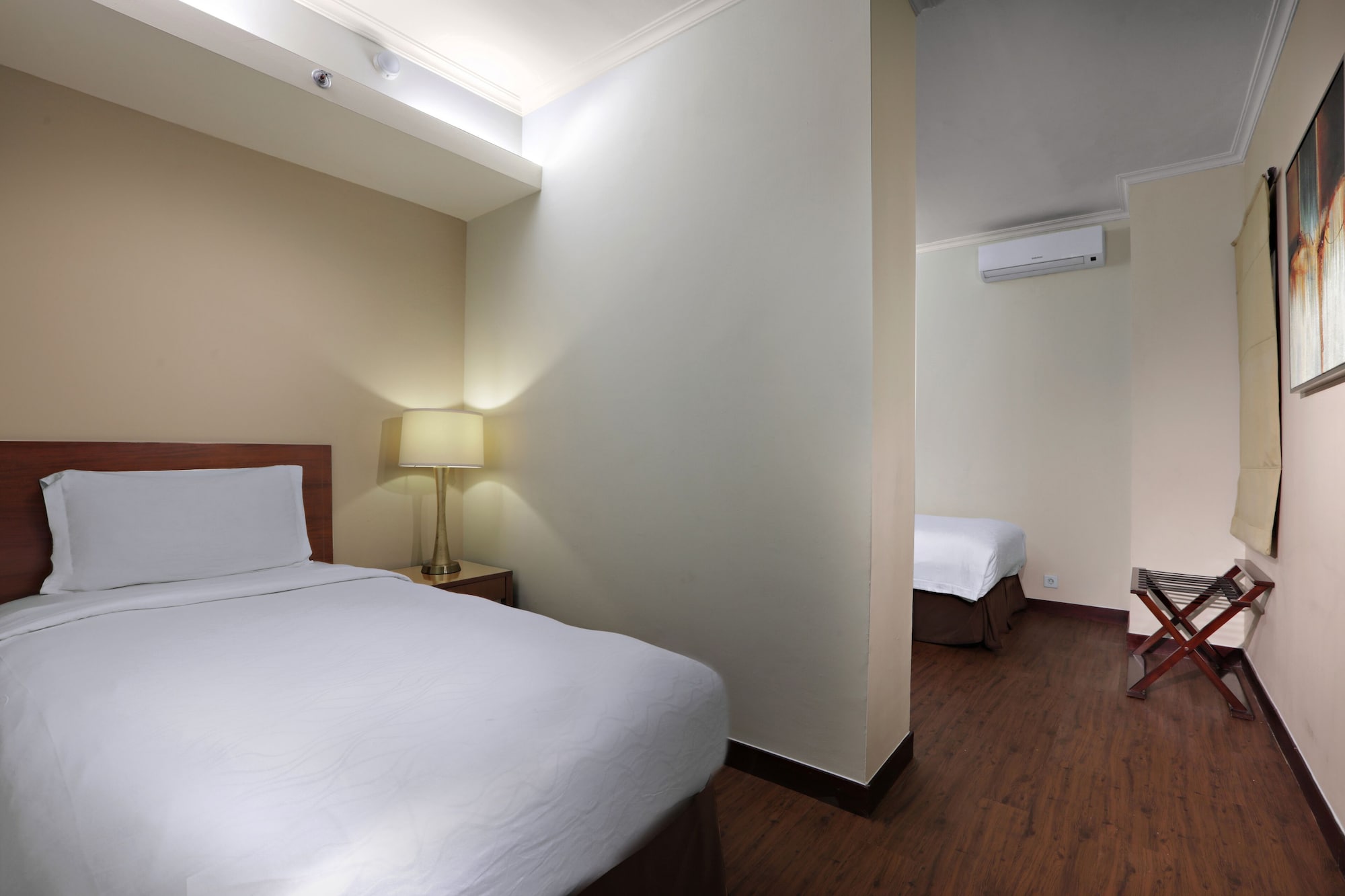 FAMILY SUITE, EXECUTIVE
