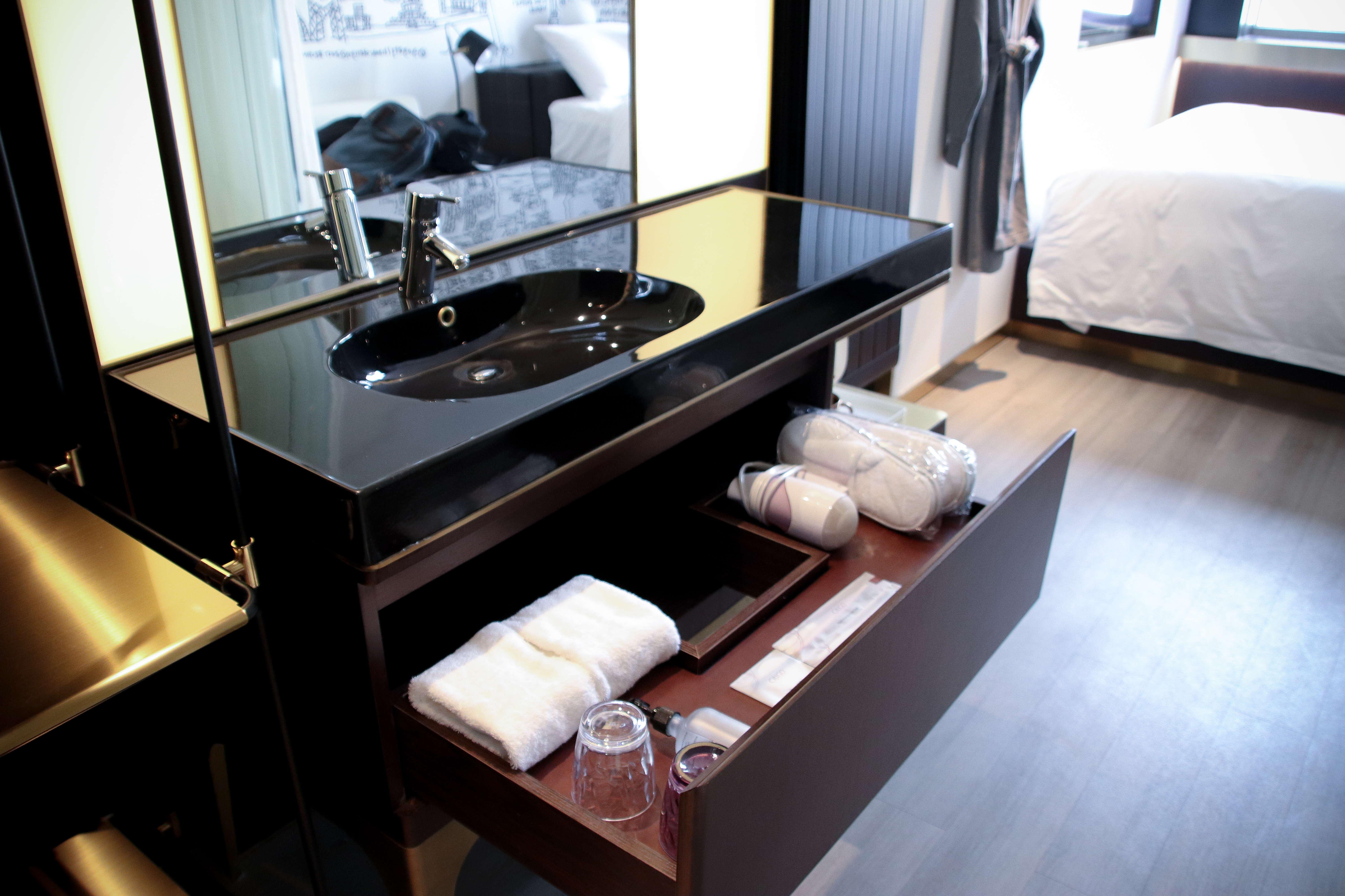 Hutong Crossroads Inn--Xinghaiqi Holiday Hotel 16/28