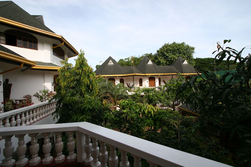 Dolce Vita Hotel 6/50