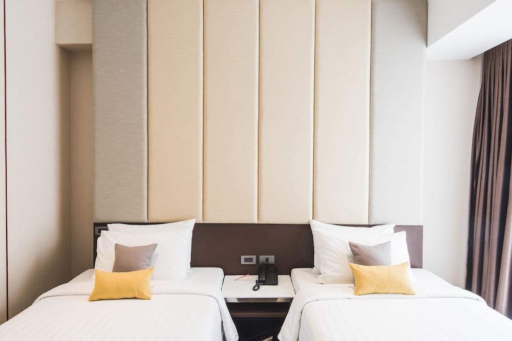 Two Three a Homely Hotel 19/68