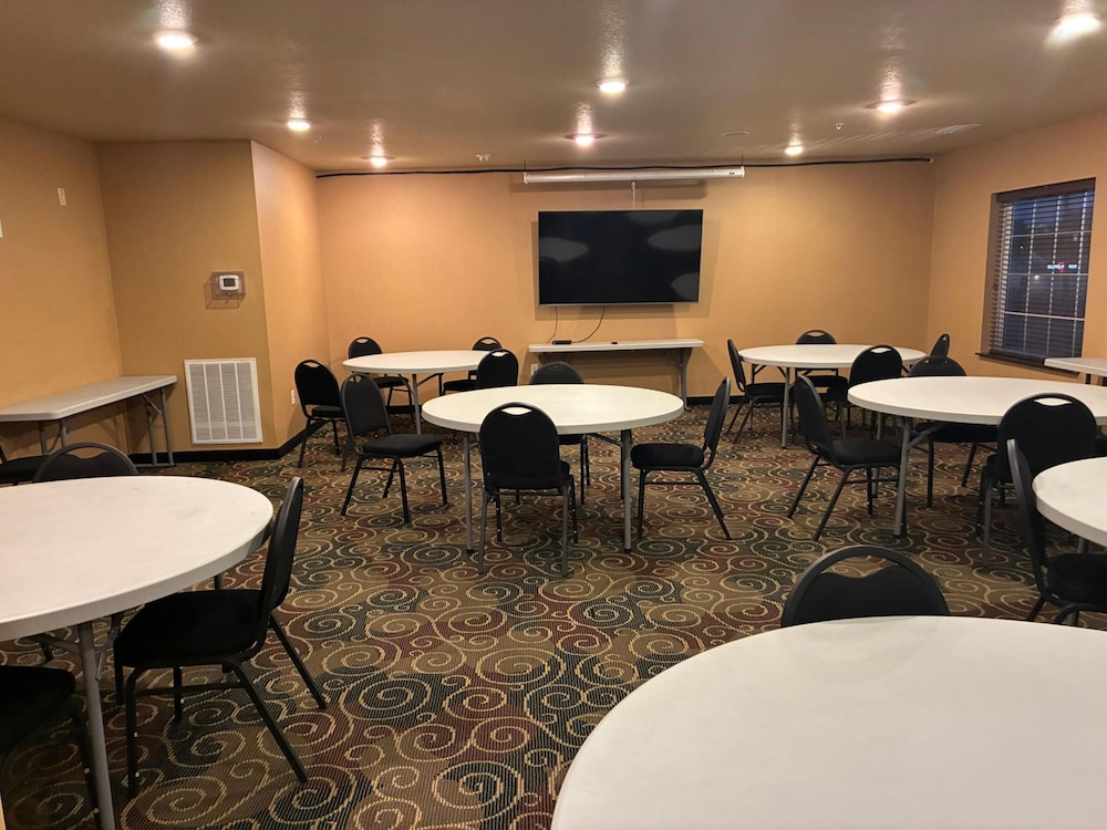 SureStay by Best Western Salem 50/56