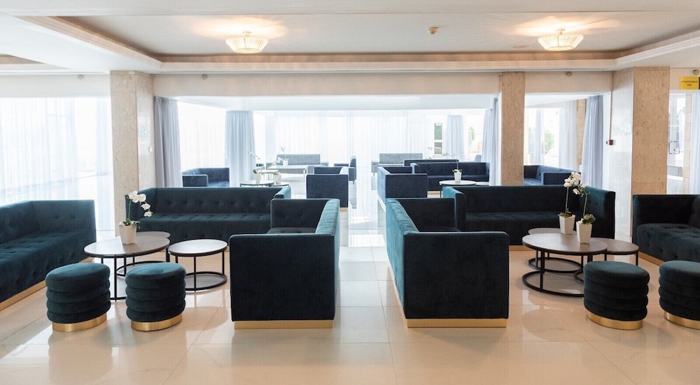 Dome Beach Marina Hotel and Resort 34/46