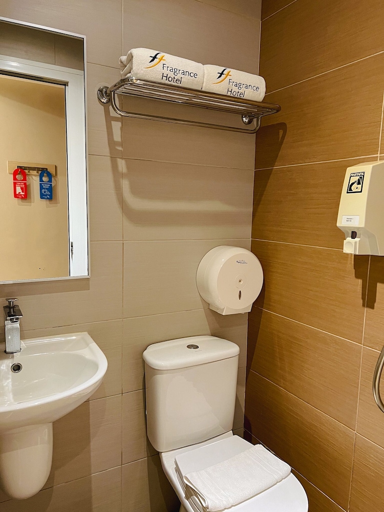 Fragrance Hotel Ocean View 44/46