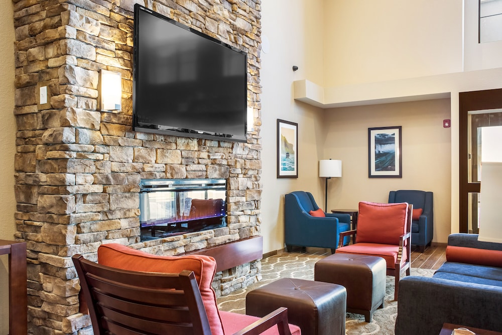 Comfort Inn and Suites Niagara Falls Blvd USA 17/36