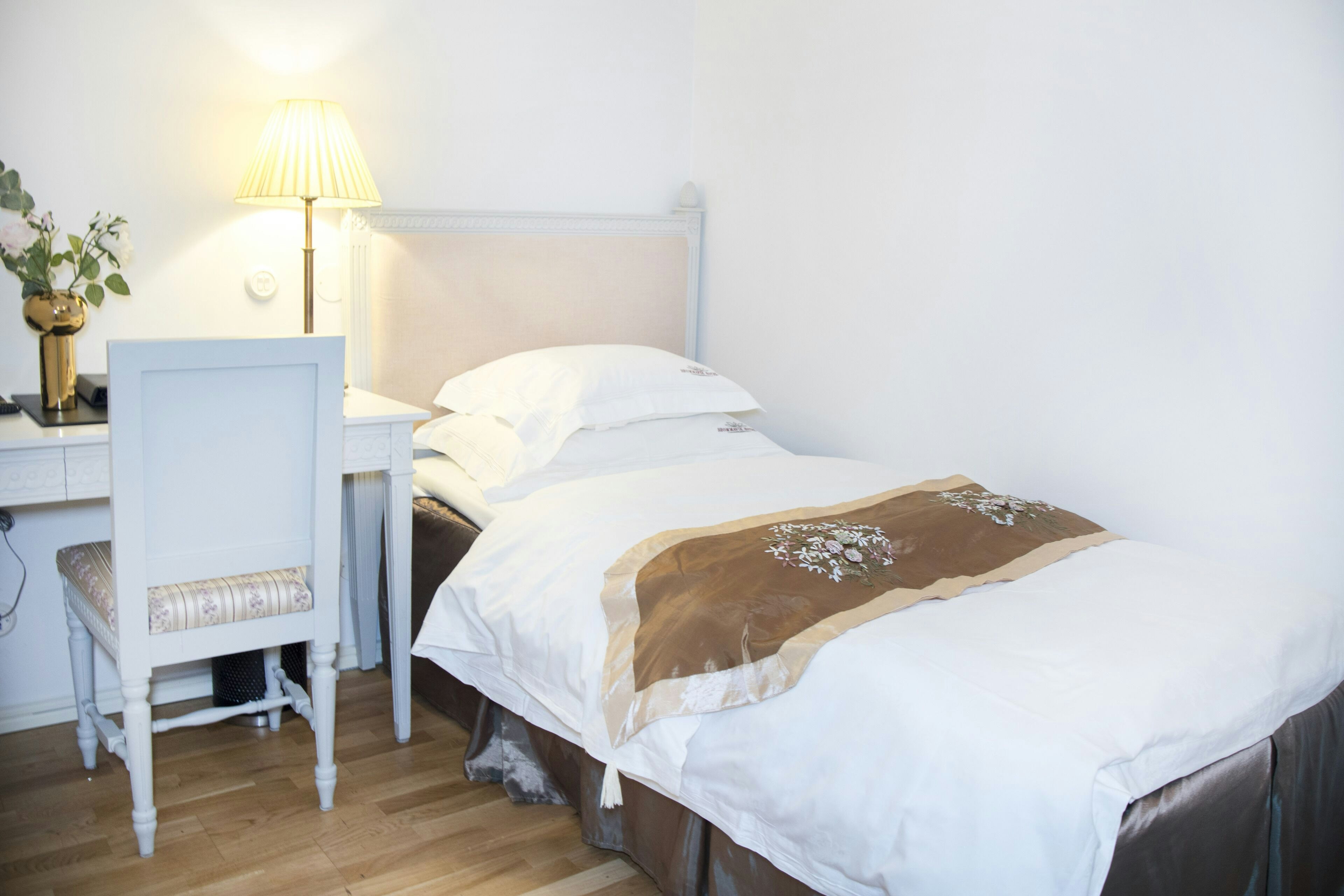 Brommavik Hotel First Partner 11/49