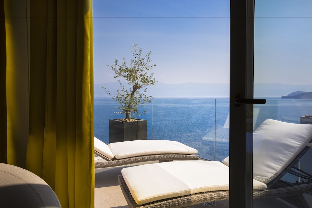 HOTEL VINOTEL GOSPOJA 27/69