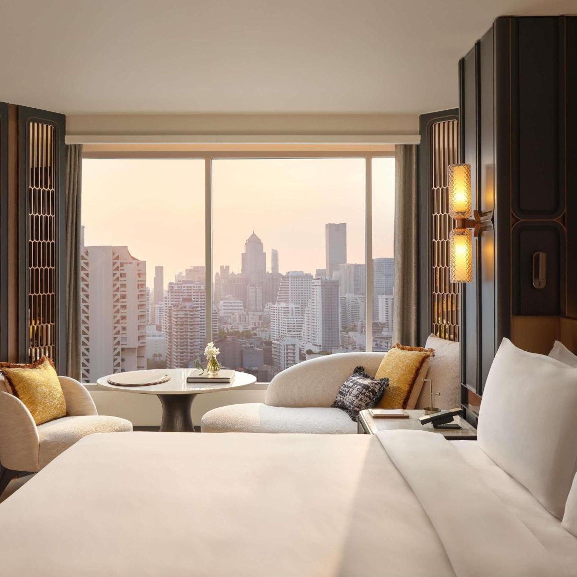 Fairmont Gold, King Bed, Terrace