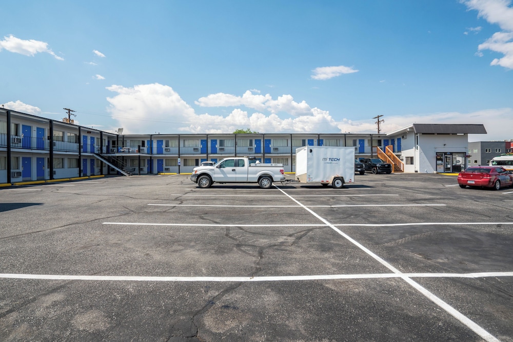 Holiday Lodge Wenatchee 29/42
