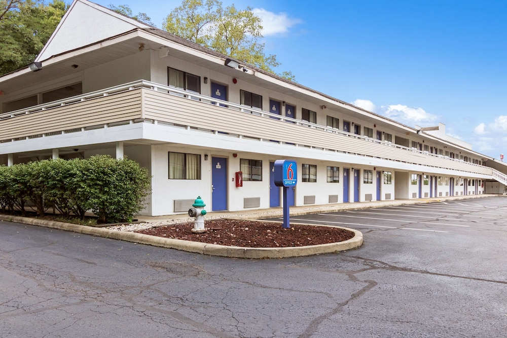 Motel6 Dayton Englewood 17/21
