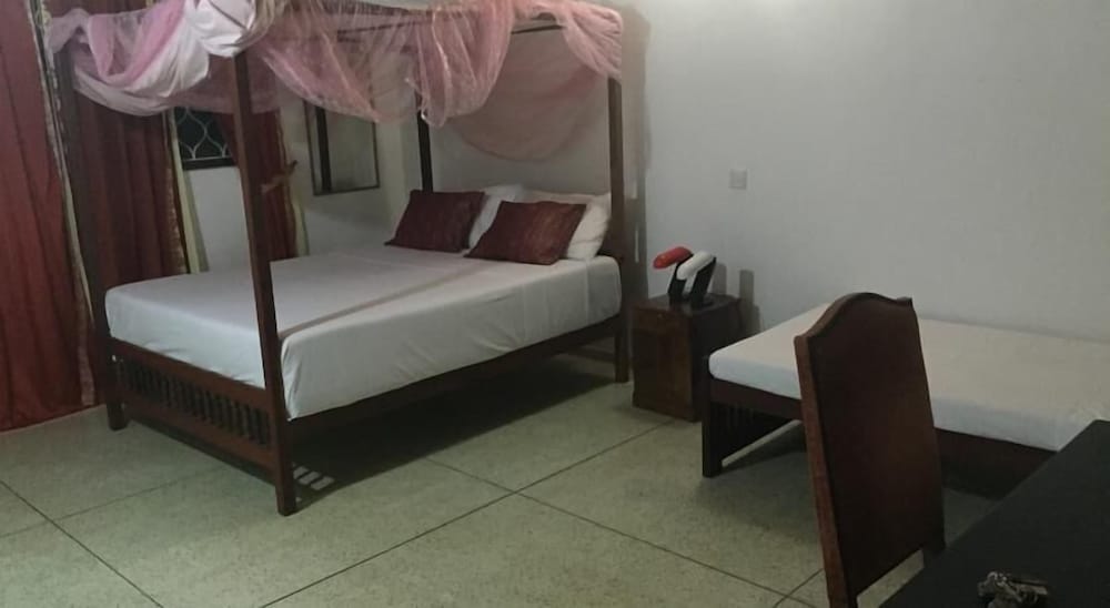 Leijay Resort 2/50