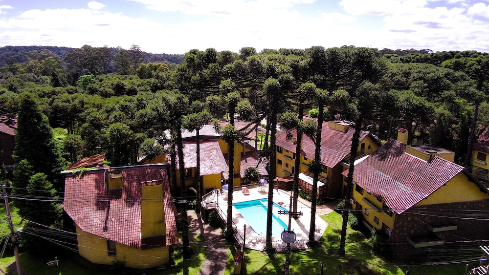 Estalagem Vila Suzana 46/50