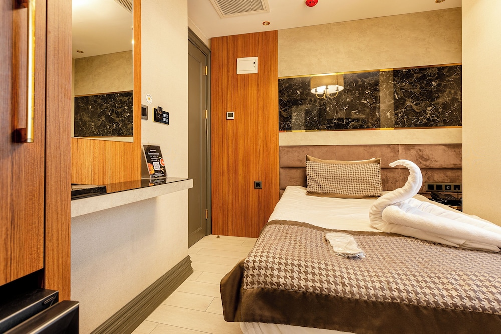 Santra Hotel 14/33