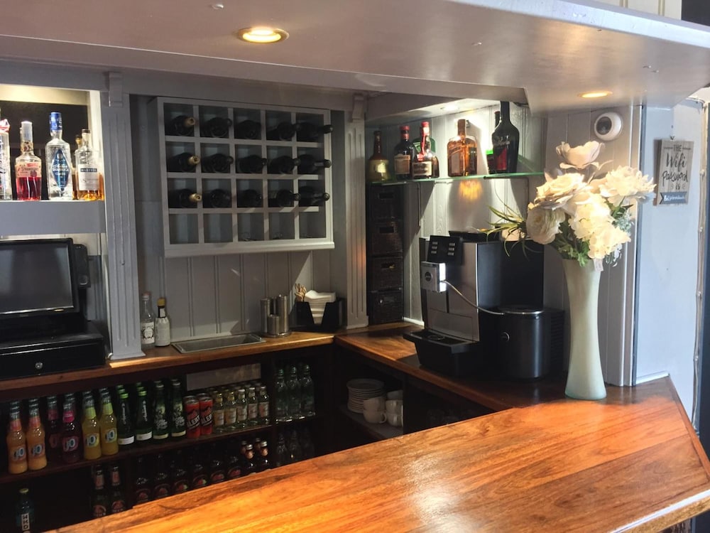 The Bell Inn 32/50