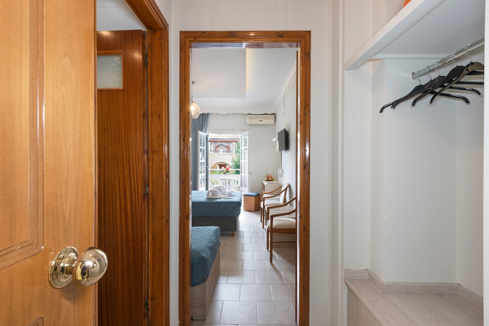 Alkyon Hotel Corfu 49/50